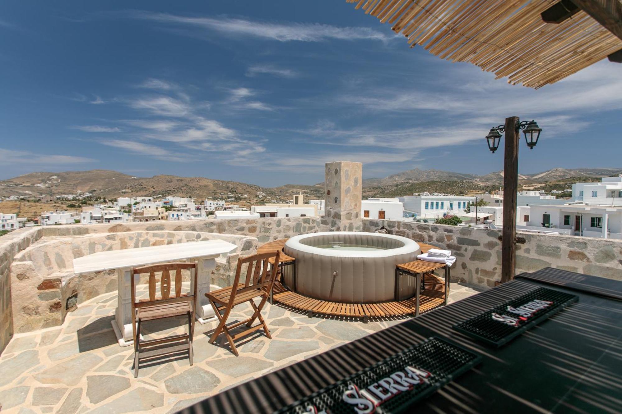 Themed House "Castle Halaros" View 17Th Century Villa Glinado Naxos Екстериор снимка